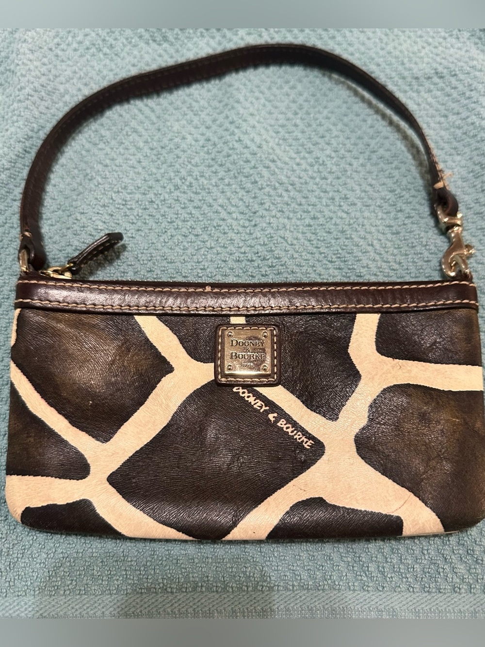 Dooney & Bourke wristlet